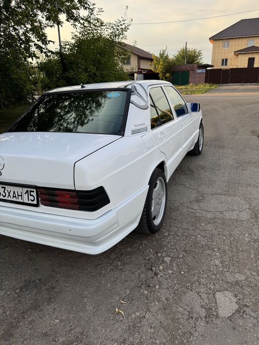 Продам мерседес 190