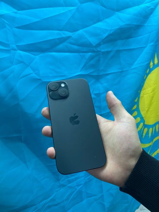 Продам айфон 15 новый