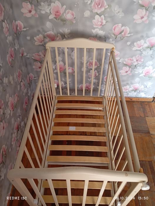 Детская кроватка