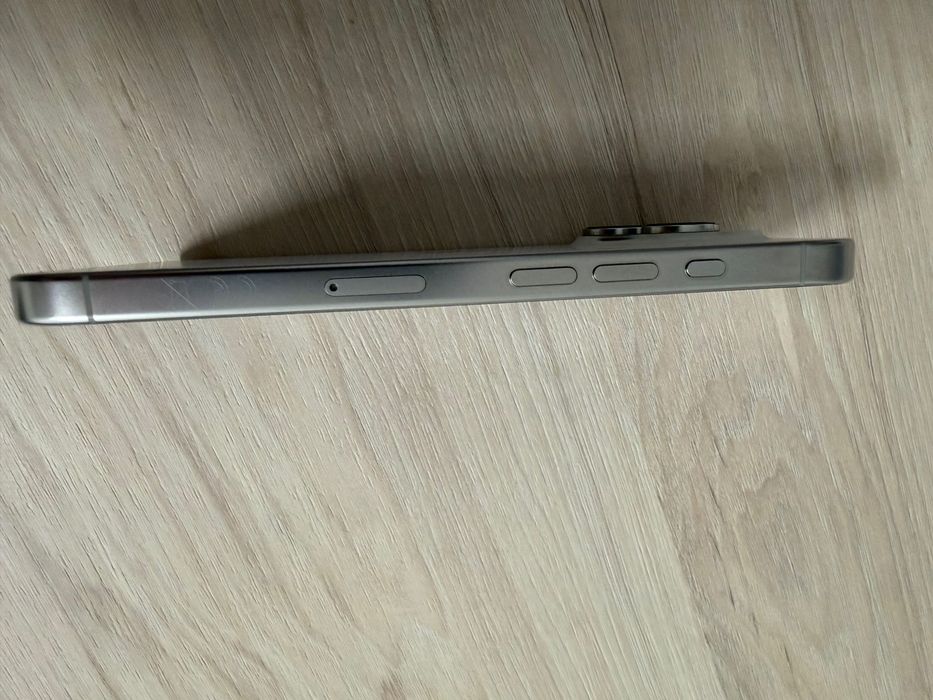 Iphone 16 Pro- Alb, 256 GB