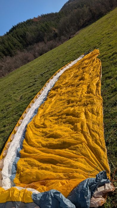 Парапланер , сбруя и запасен за начинаещи 100-130 кг