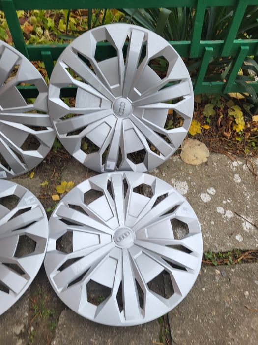 Тасове 17ки оригинални за Ауди