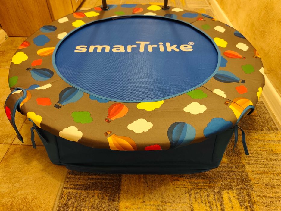 SmarTrike батут 3в1 и басейн с топки