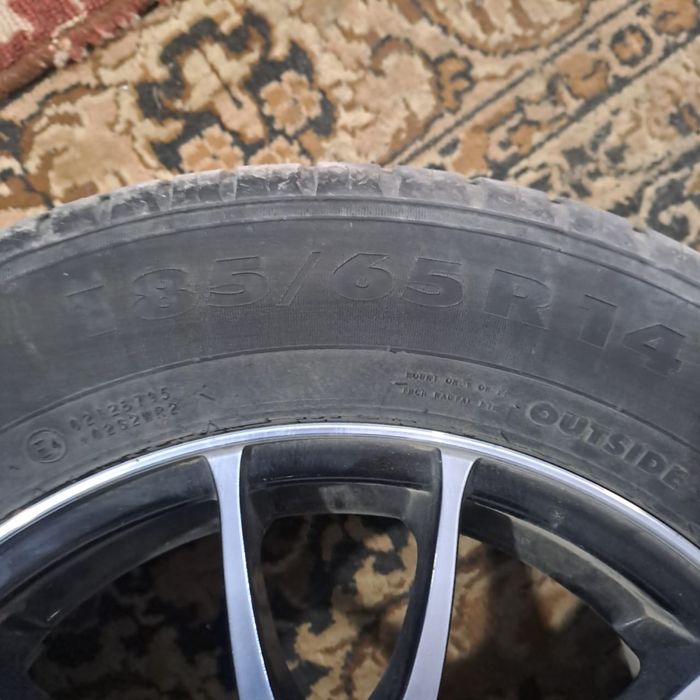 Продам диски R14 с резиной