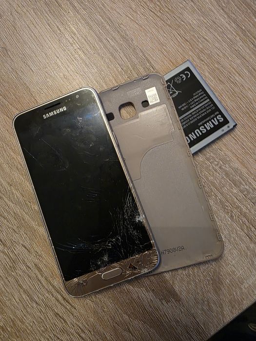 J3 2016 sm-j320  за части Samsung