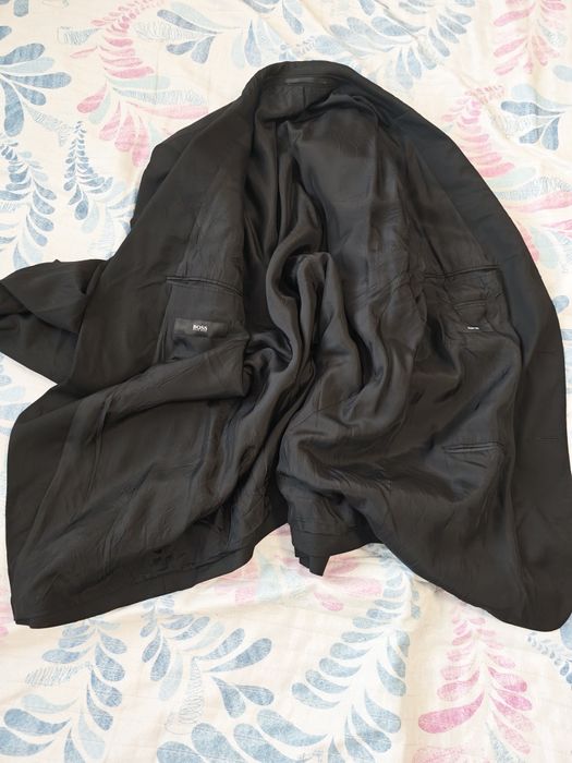 Мъжки черен костюм Boss