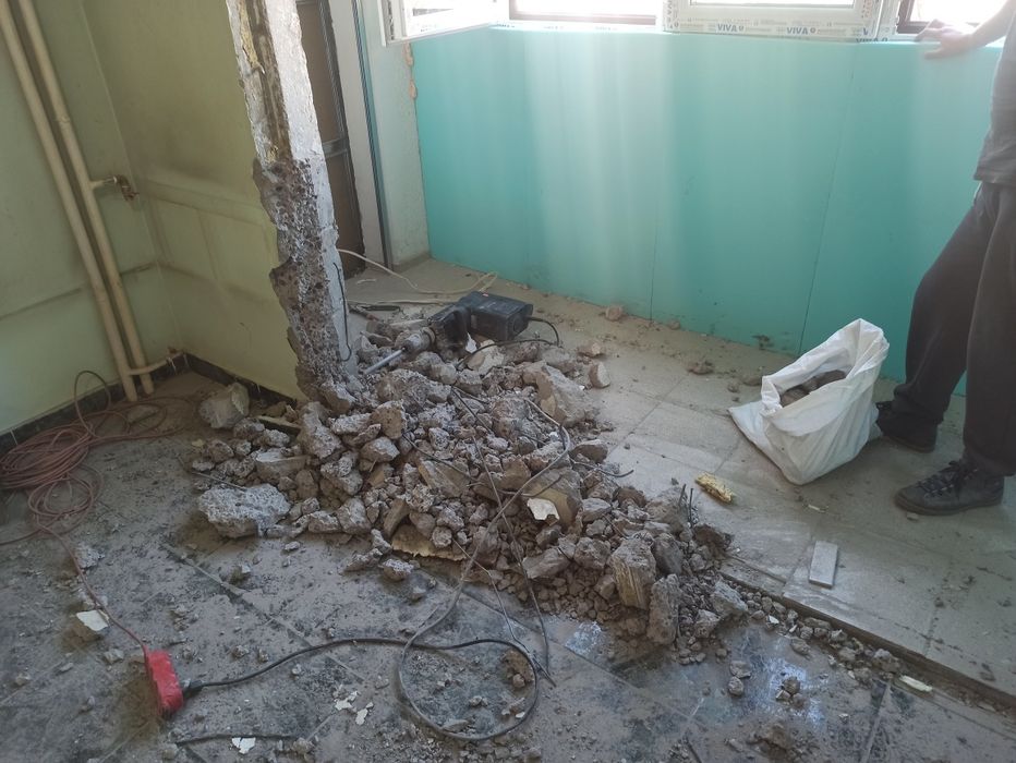 Кърти чисти извозва,къртене,извозване на Отпадъци