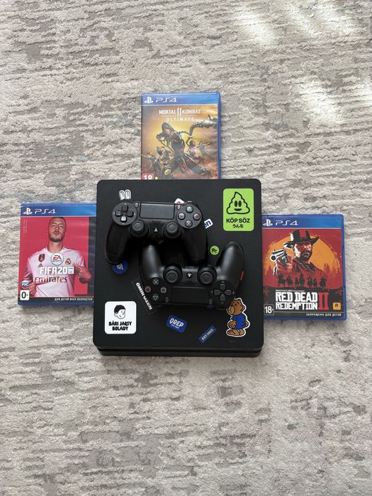 PlayStation 4 slim