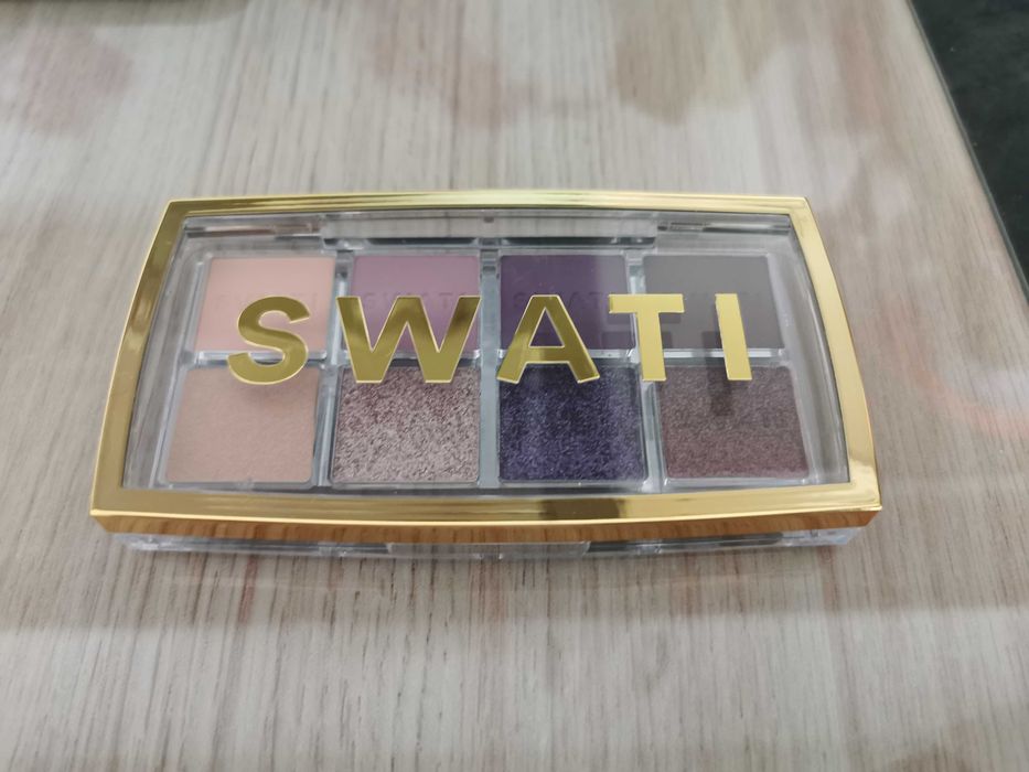 SWATI палитра сенки за очи "Аметист"