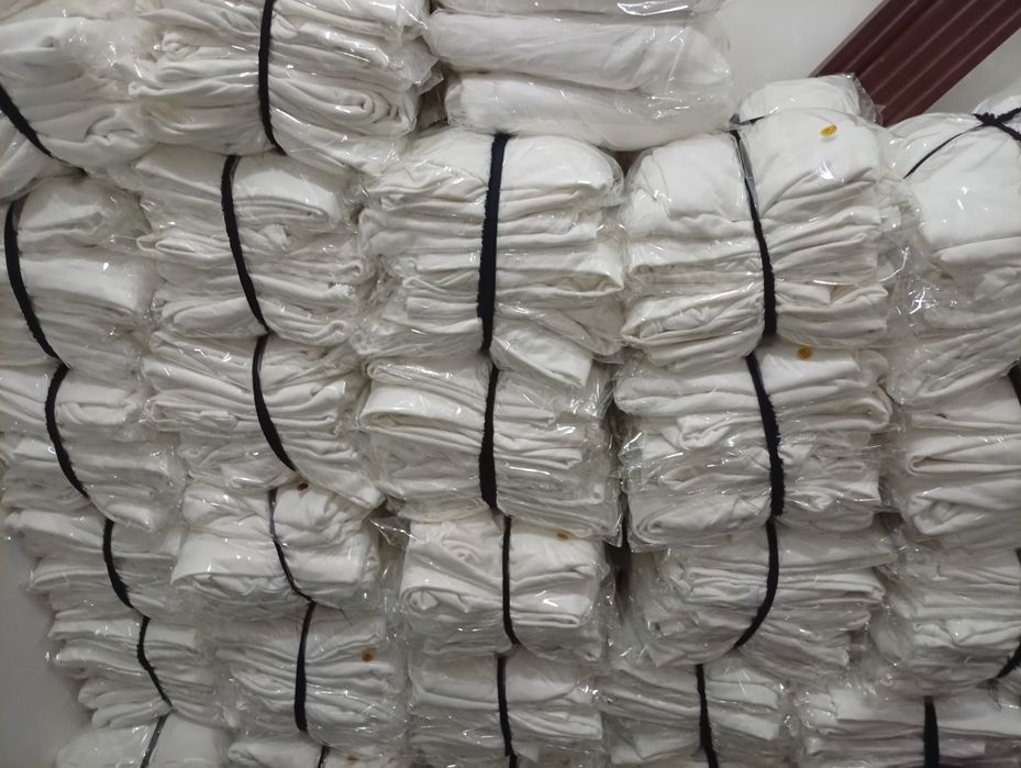 СРОЧНО ПРОДАМ!!!Худи в наличии оптом.