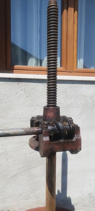 Teasc capacitate mare