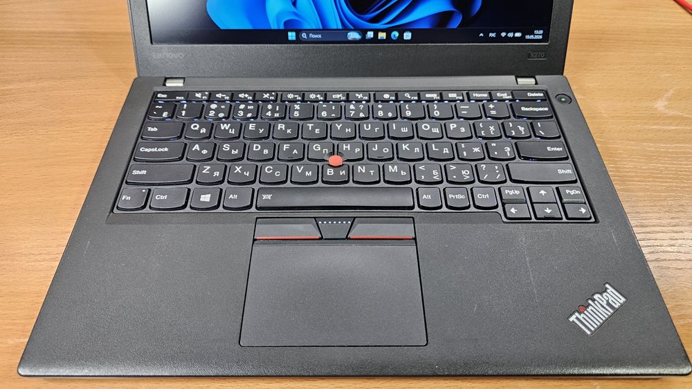 Ноутбук Lenovo ThinkPad x270