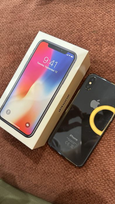 İphone x 256 gb space gray pentru piese display defect