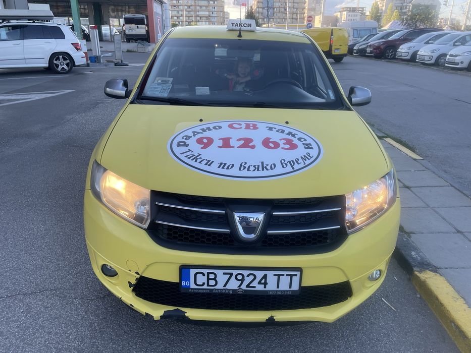Предлагам Дачия Сандеро под аренда 135 € на седмица!