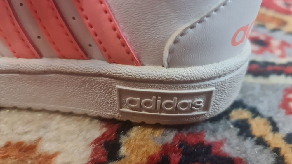 Adidasi Adidas fetite