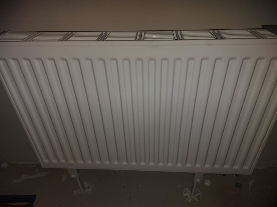 Пластик окно, радиатор для дом