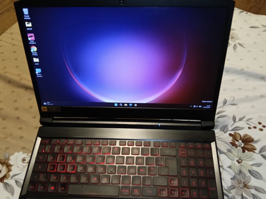 Laptop gaming acer nitro 5  Ssd 256 gb kingston  8gb RAM  Full HD 144hz