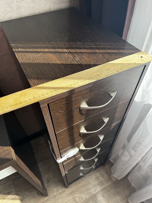 Туалетный столик и тумба