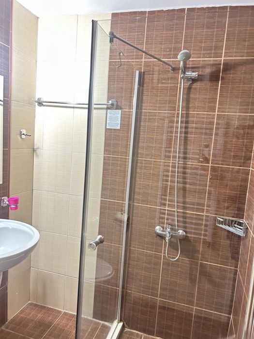 Параван за баня,стъклен