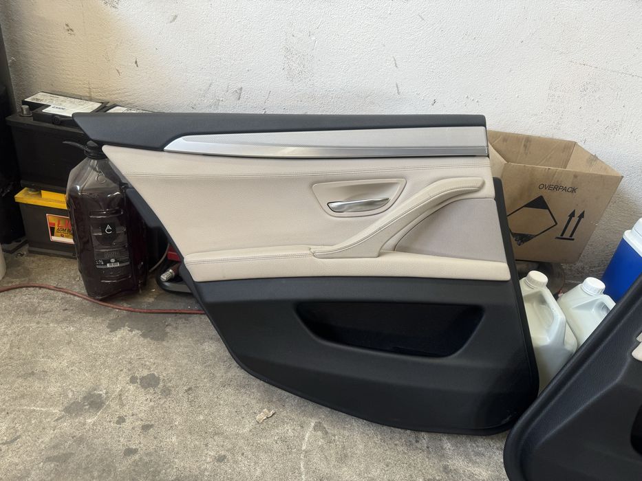 Fete usi spate Oysetr cu gauri pt Harman Kardon F10 F11