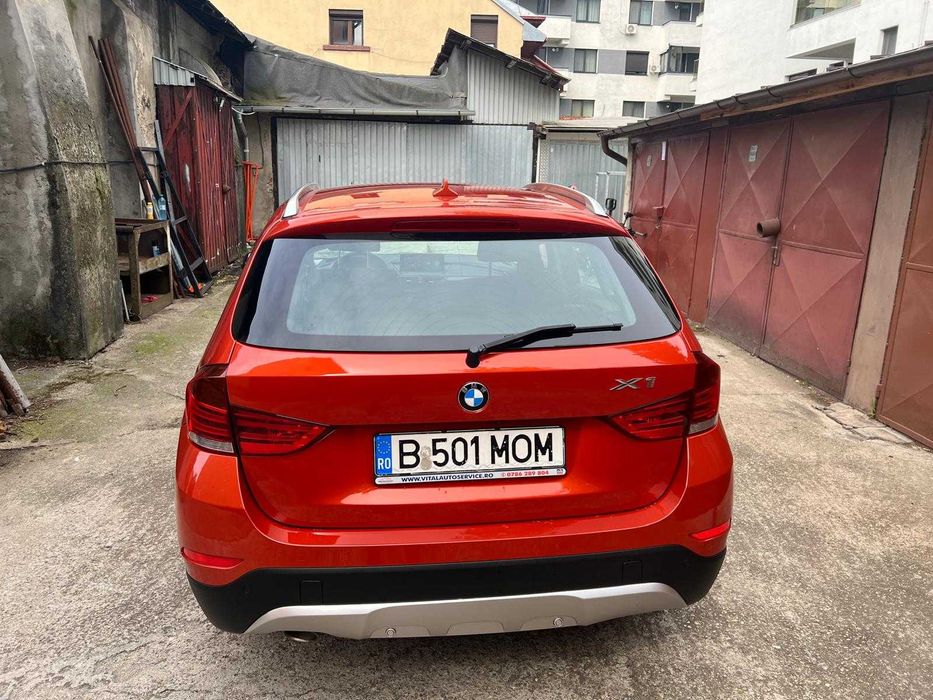 BMW X1 2015 — imagine 2
