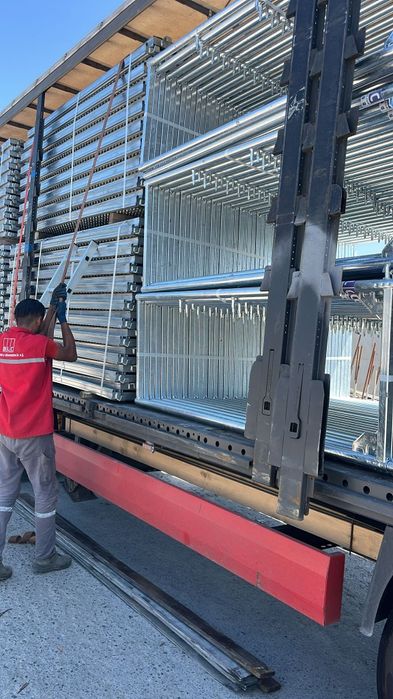 Скеле поцинковано ново