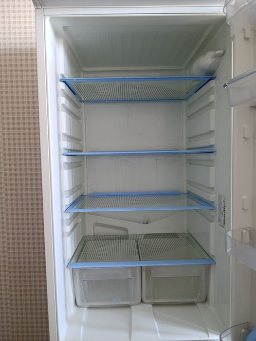 Продам холодильник