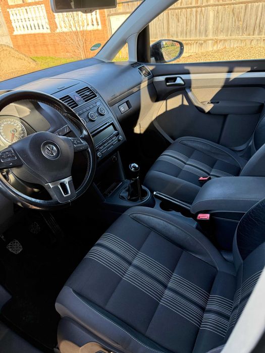 Volksagen Touran 2013 1.2Benzina 105CP Euro 5