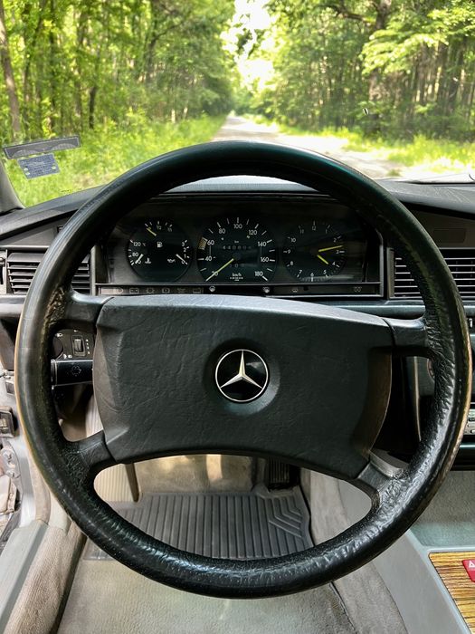 Mercedes 190D 2.0