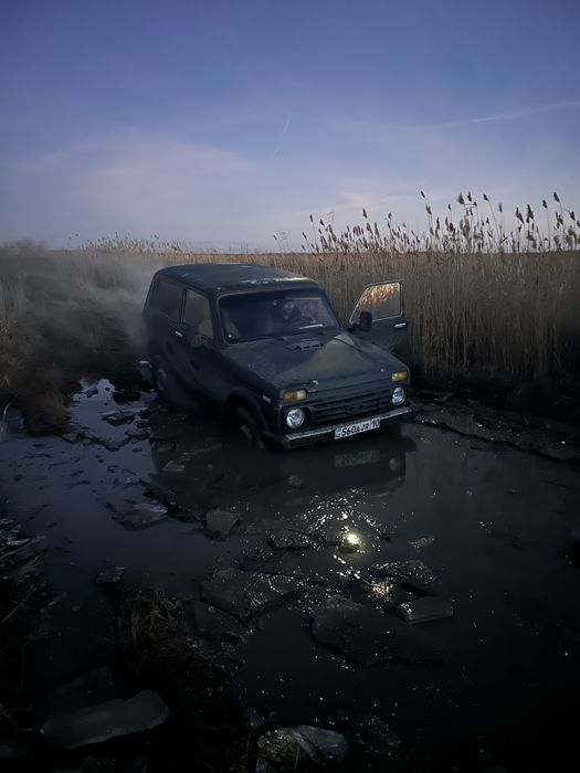 Продам нива 21213