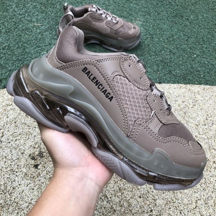Balenciaga Triple S - Dark Grey/Cream/Grey