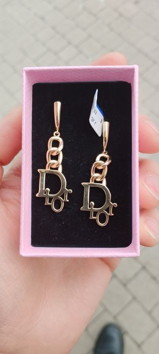 Золотые серьги, производство Италия