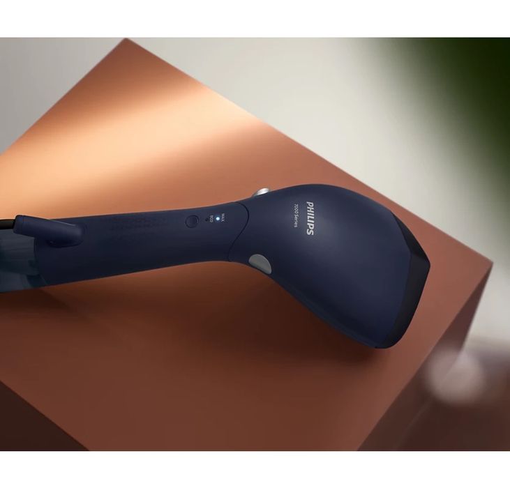 Ръчен уред за гладене с пара Philips 7000
