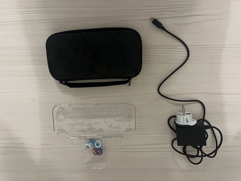 Продаю nintendo switch lite прошитый