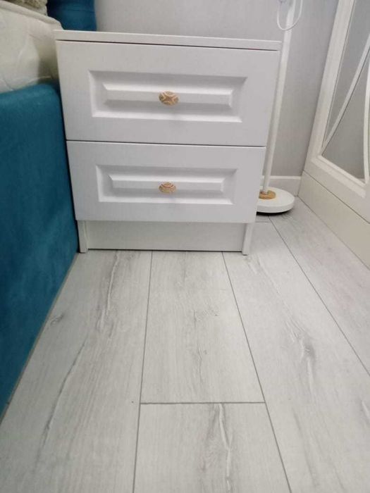 Продам новую тумбочку