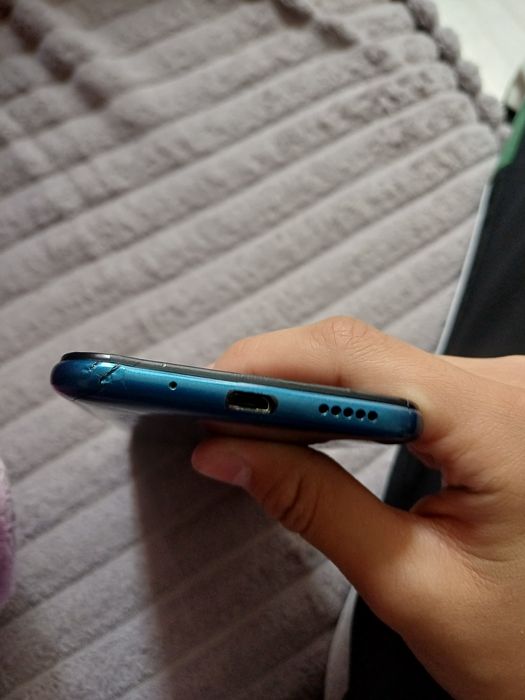 HUAWEI Y5, 13mega pixel, 2019 года, 32 гигов