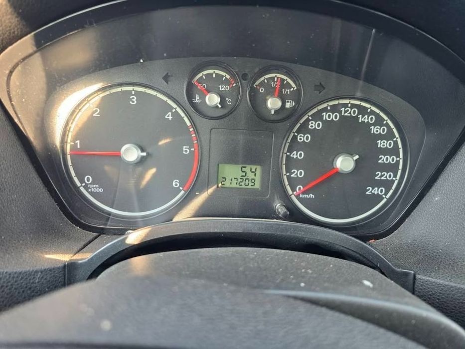 FORD Focus 2006 — imagine 5