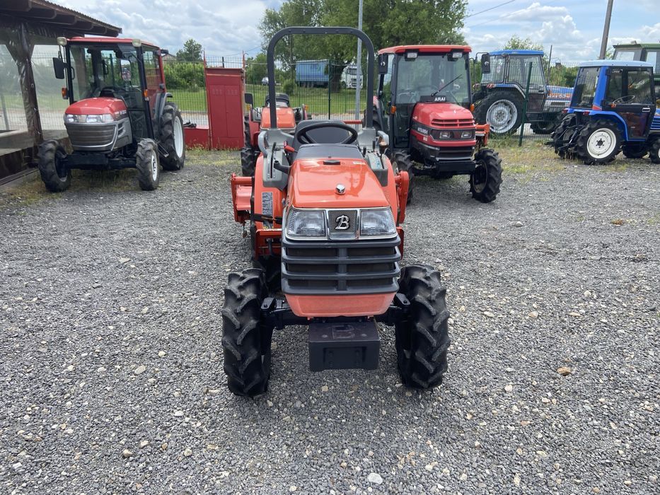 Tractor japonez Kubota GB20, 4x4, 20cp + freza