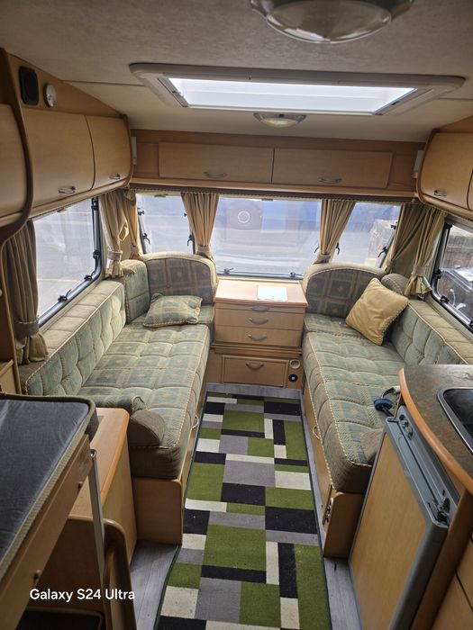 Rulota 2004 Swift Abbey, caravana 6 berthi, motor mover