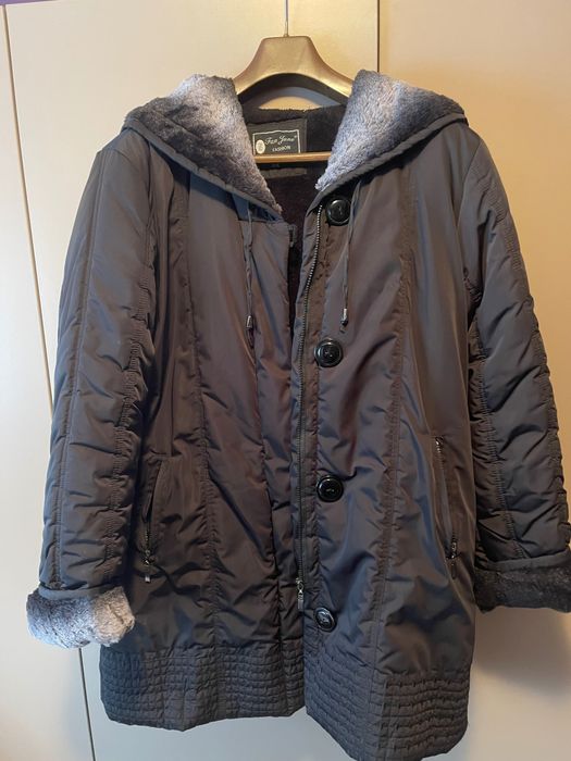 Geaca de iarna cu gluga