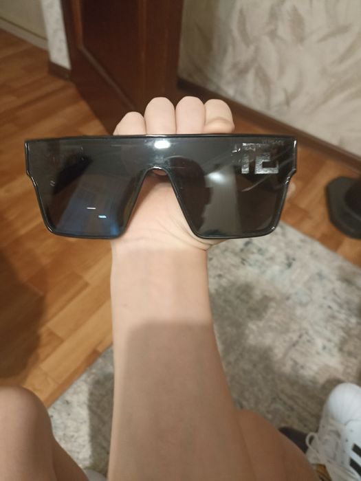 Прода новые очки причина продажи не понравились