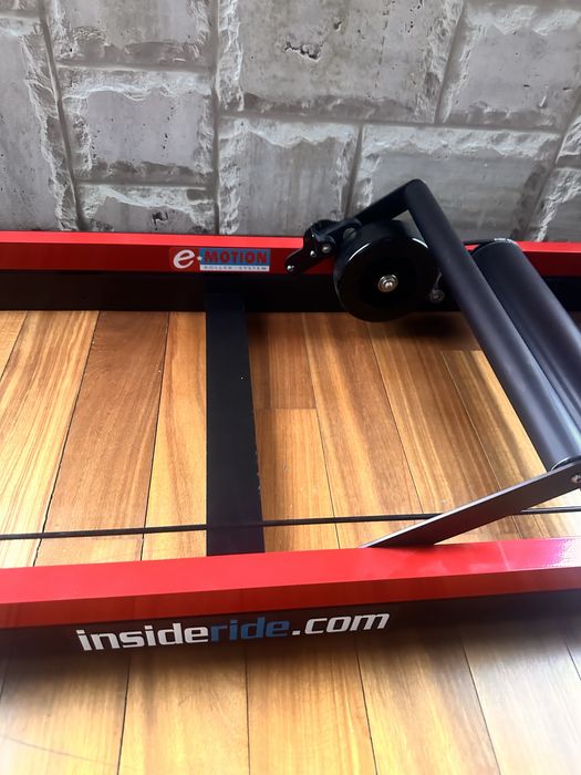 Вело тренажор за закрито