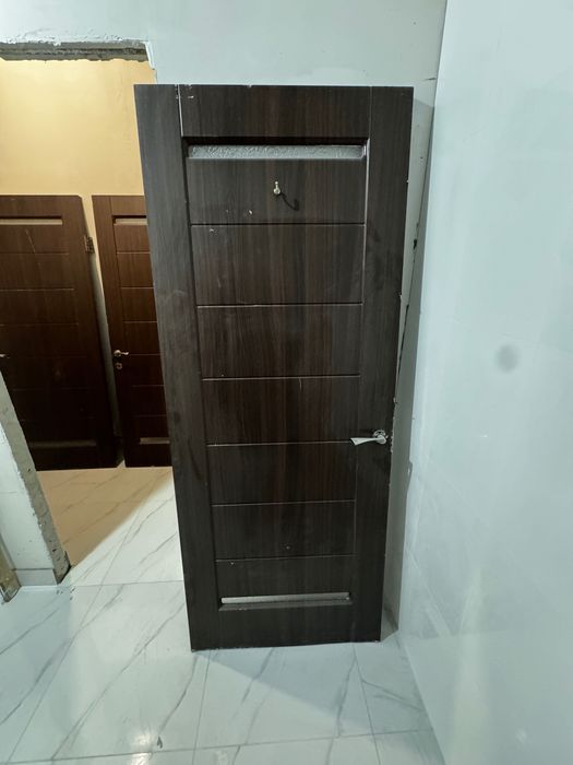 Продам межкомнатные двери