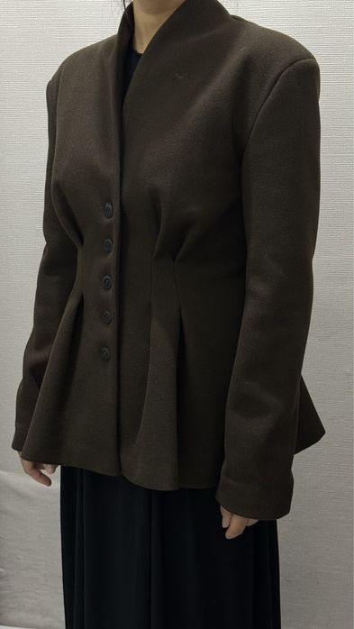 Продам стильные пиджак