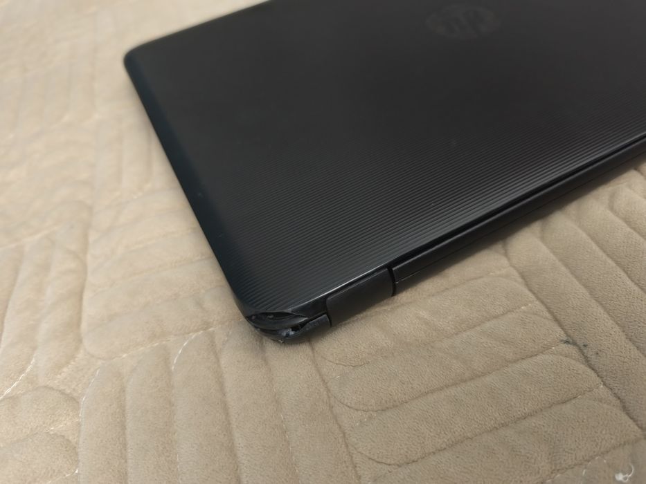 Ноутбук Hp RRNT1N0 intel Core i3-5005U