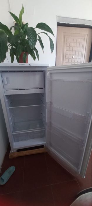 Холодильник сатылады