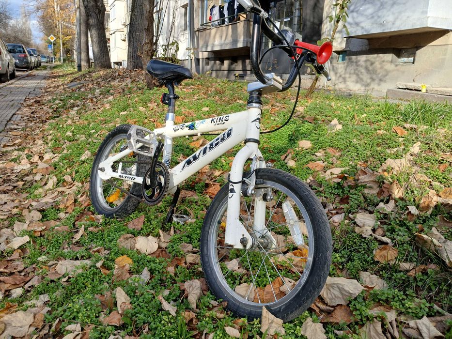 Продавам детски велосипед BMX 16", King Jump Avigo, 16 цола
