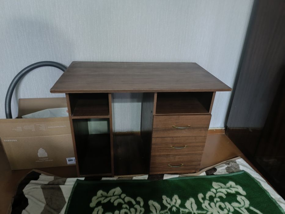 Стол письменный советский