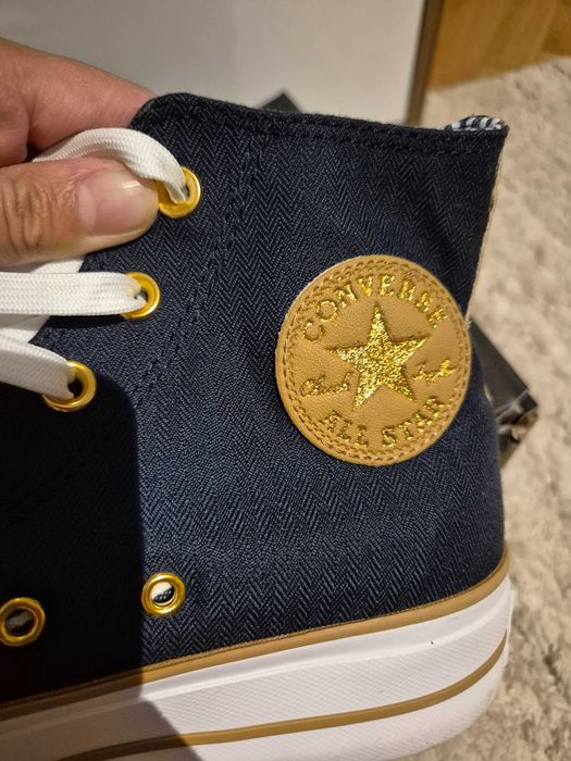 Дамски кецове Converse