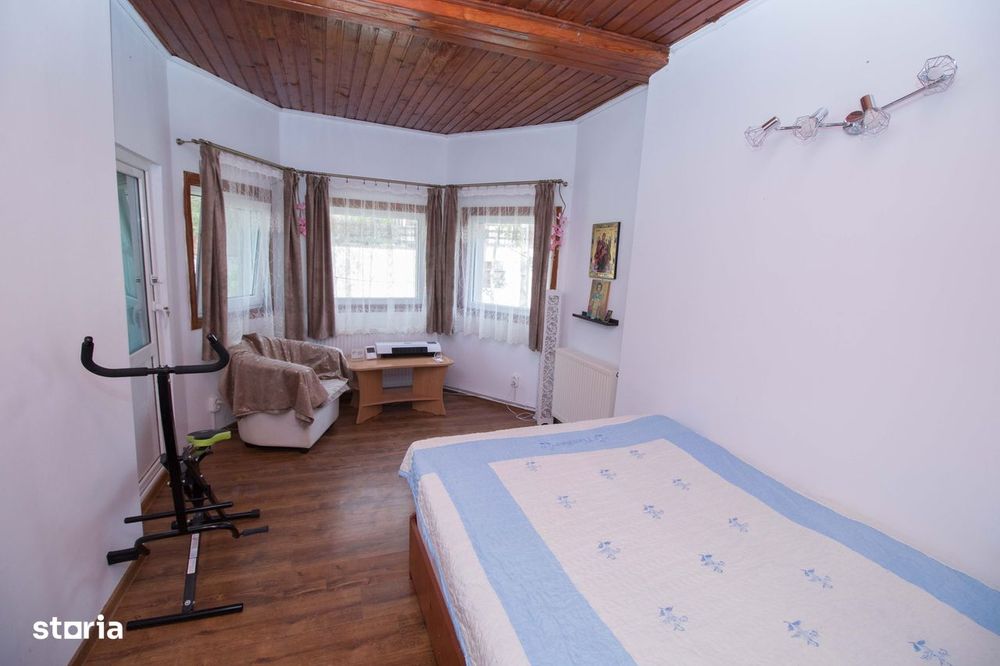 Casa individuala Azuga cu acces usor si vedere la munte